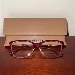 Burberry Womenโs Alma Bordeaux/Light Gold BE1362